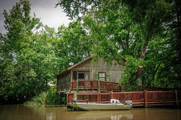 Waterfront cabin on the bayou at Lake Fausse Pointe State Park